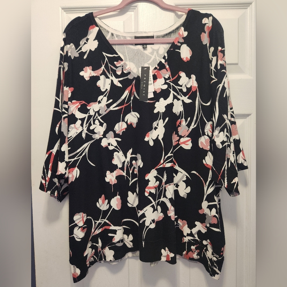 Premise Woman knit black with flowers sweather